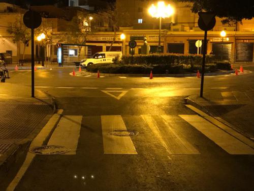 Repintado de la Plaza Quemadero Almeria señalizacion horizontal  villar gestión infraestructuras