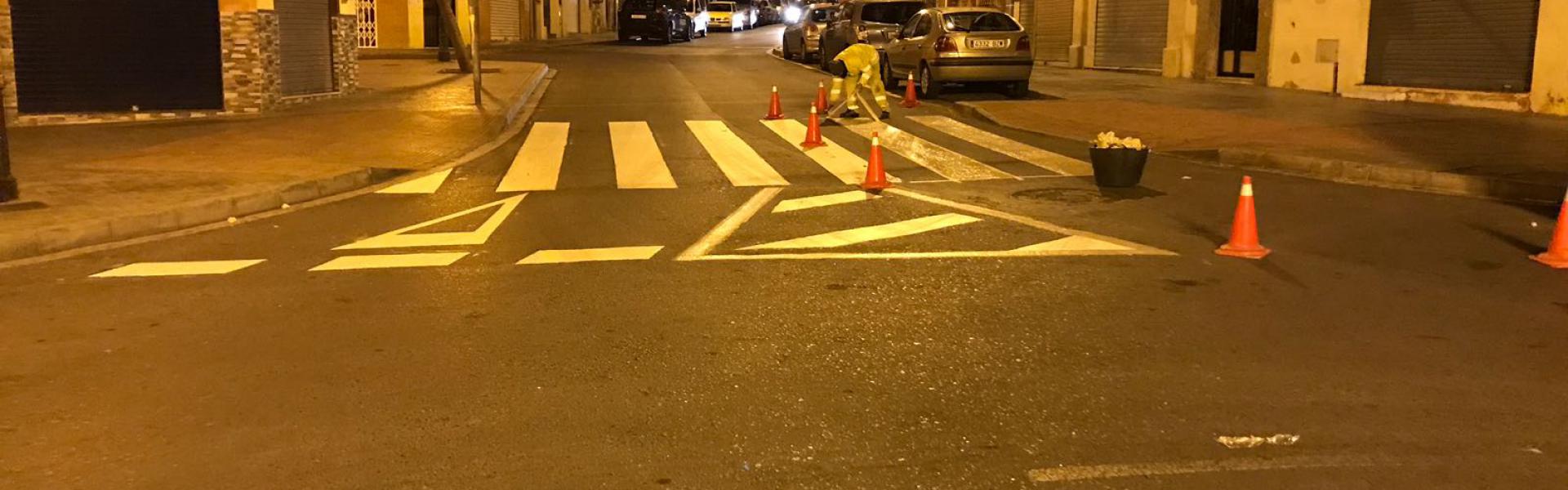 Finalizados los trabajos nocturnos de repintado de la Plaza Quemadero